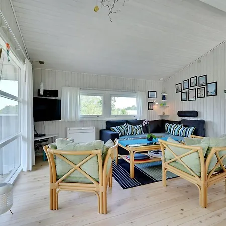Raija - 400m From The Sea By Interhome *